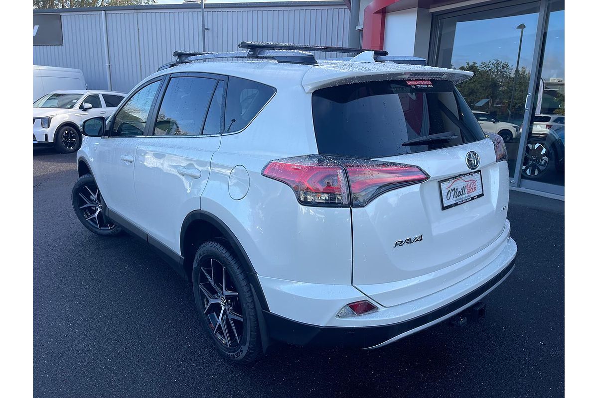 2017 Toyota RAV4 GXL ASA44R