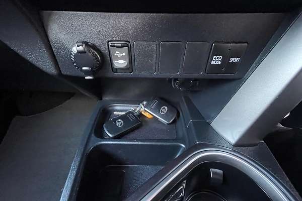 2017 Toyota RAV4 GXL ASA44R