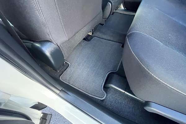 2017 Toyota RAV4 GXL ASA44R