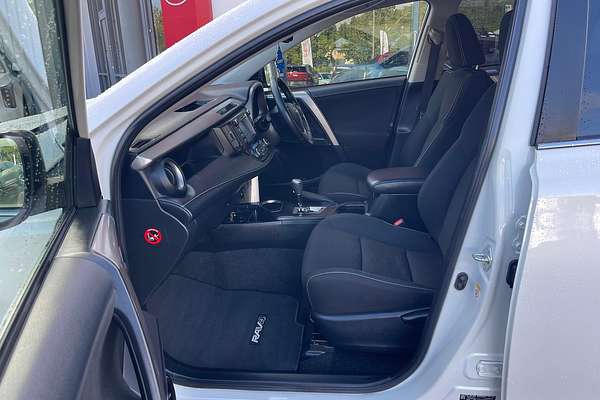 2017 Toyota RAV4 GXL ASA44R