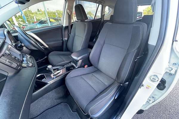2017 Toyota RAV4 GXL ASA44R