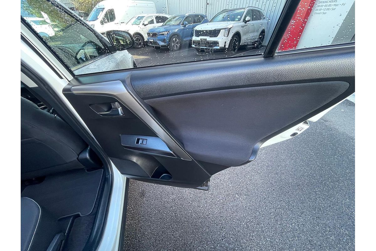 2017 Toyota RAV4 GXL ASA44R