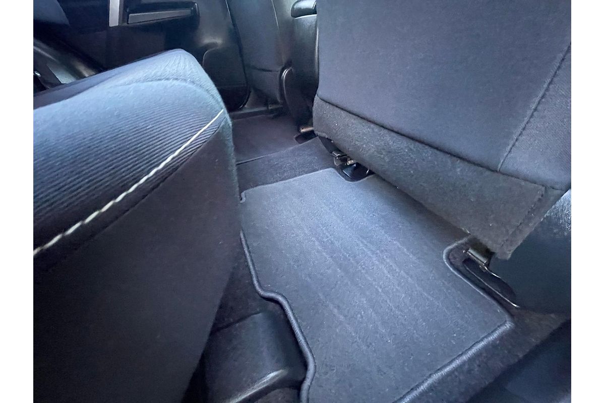 2017 Toyota RAV4 GXL ASA44R