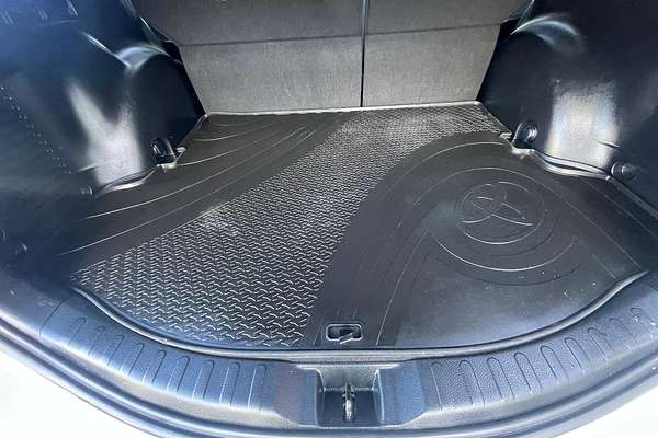 2017 Toyota RAV4 GXL ASA44R