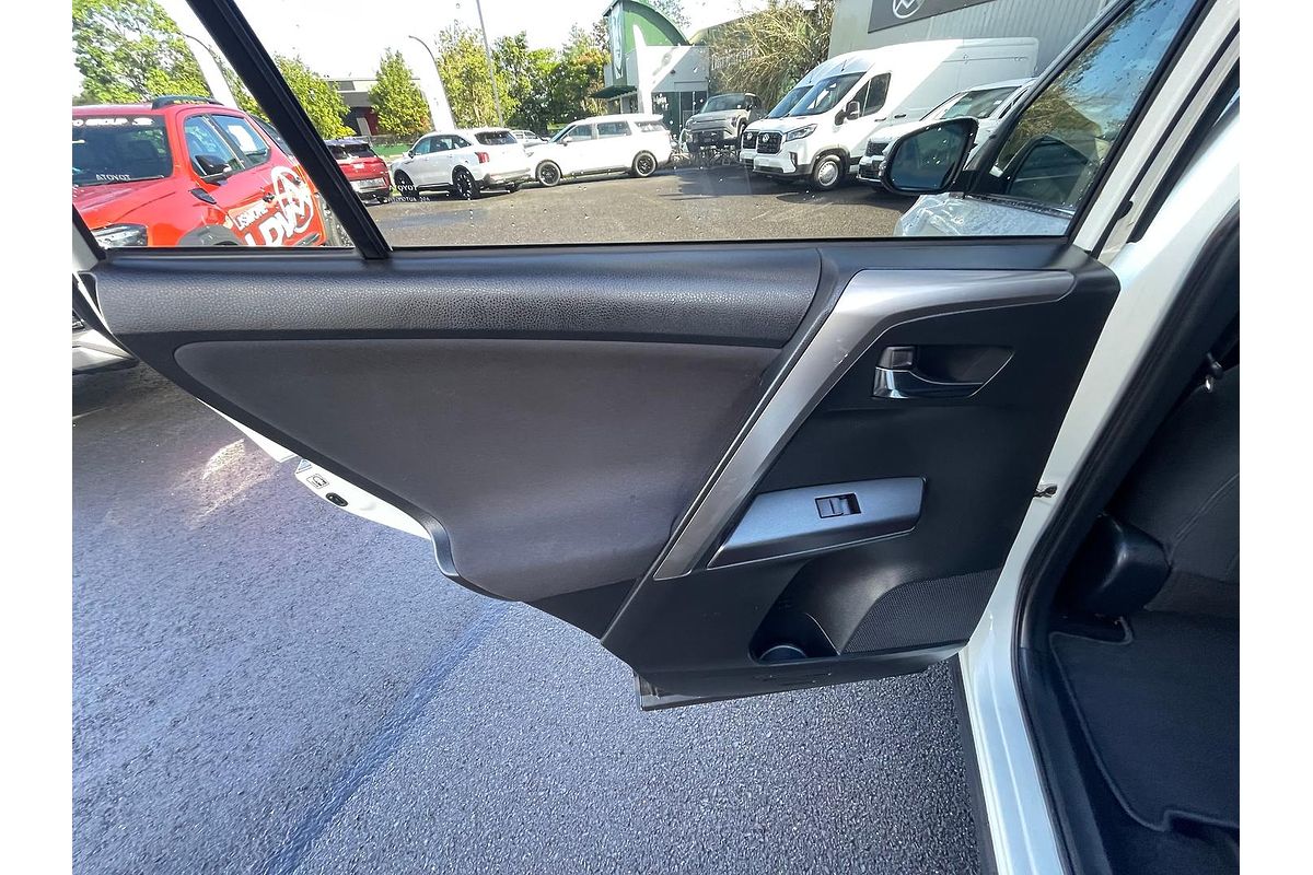 2017 Toyota RAV4 GXL ASA44R