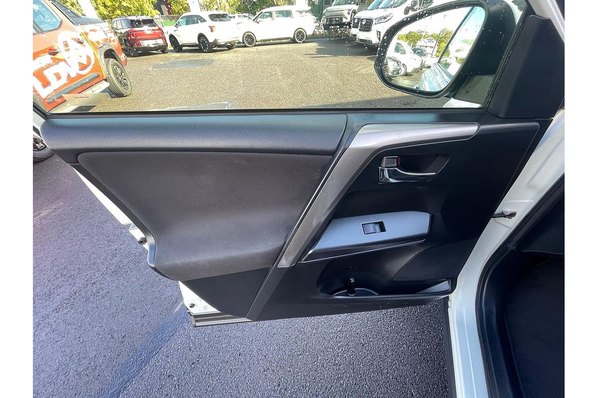 2017 Toyota RAV4 GXL ASA44R