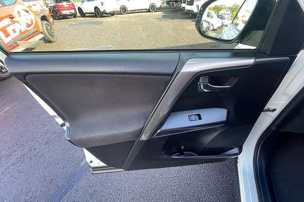 2017 Toyota RAV4 GXL ASA44R
