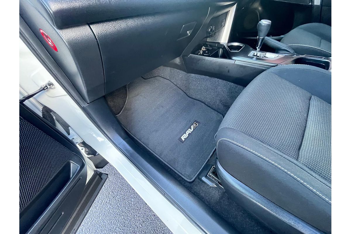 2017 Toyota RAV4 GXL ASA44R