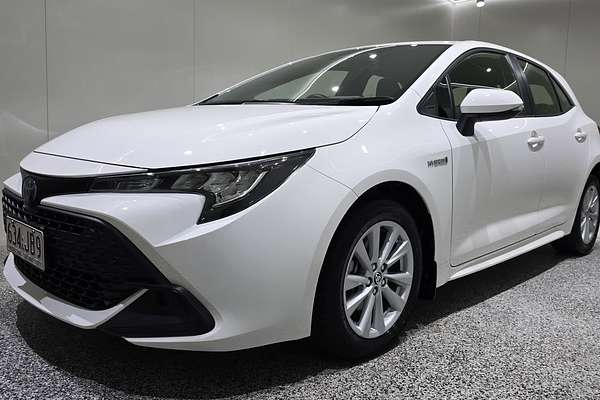 2024 Toyota Corolla Ascent Sport Hybrid ZWE219R