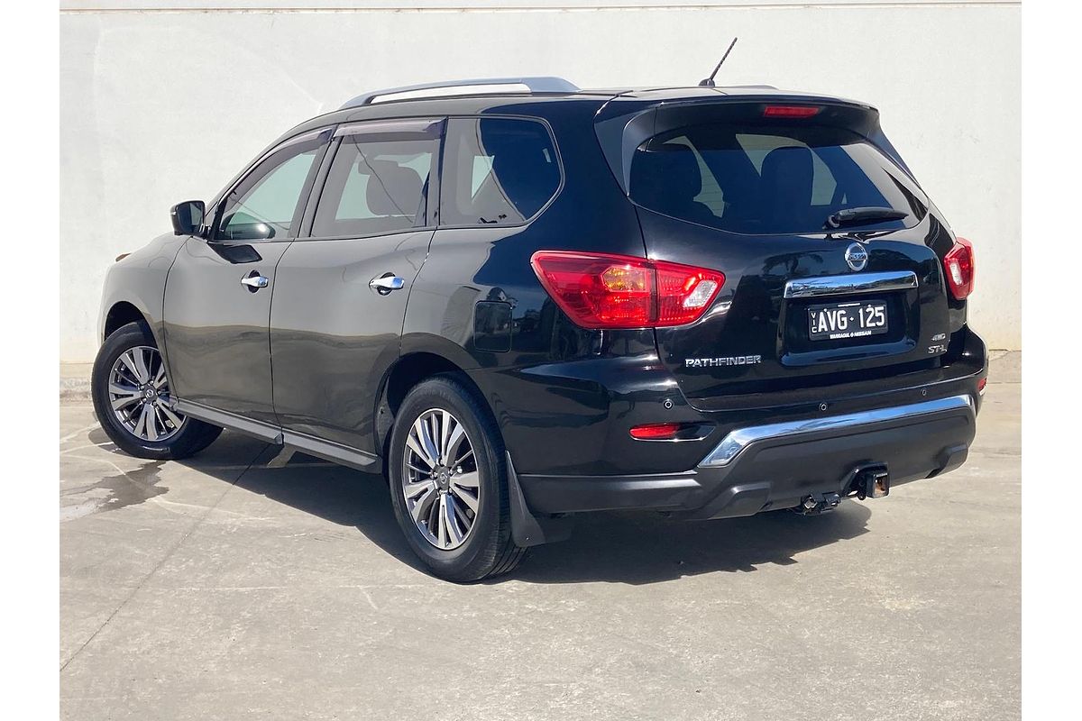 2018 Nissan Pathfinder ST-L R52 Series II