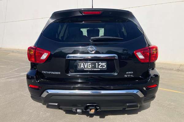 2018 Nissan Pathfinder ST-L R52 Series II