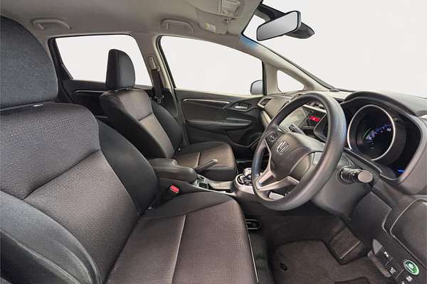 2015 Honda FIT HYBRID F PKG GP5
