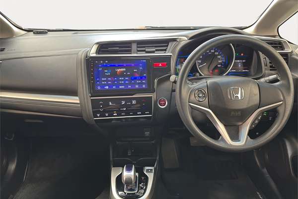 2015 Honda FIT HYBRID F PKG GP5