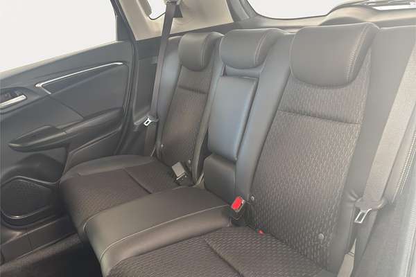 2014 Honda FIT HYBRID L PKG L PKG GP5