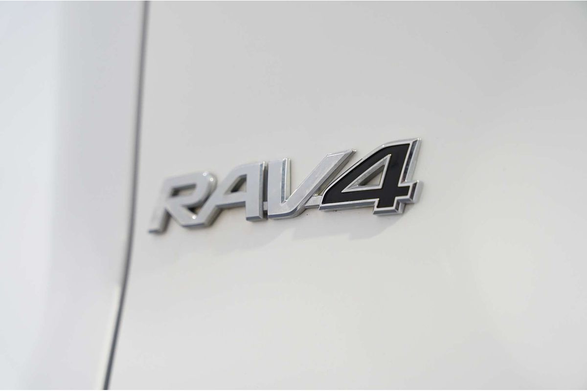 2020 Toyota RAV4 GXL AXAH52R