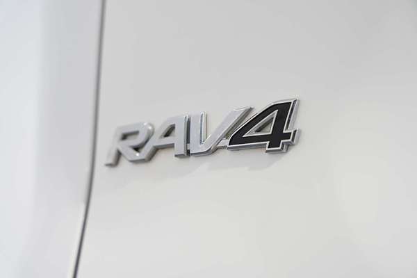 2020 Toyota RAV4 GXL AXAH52R