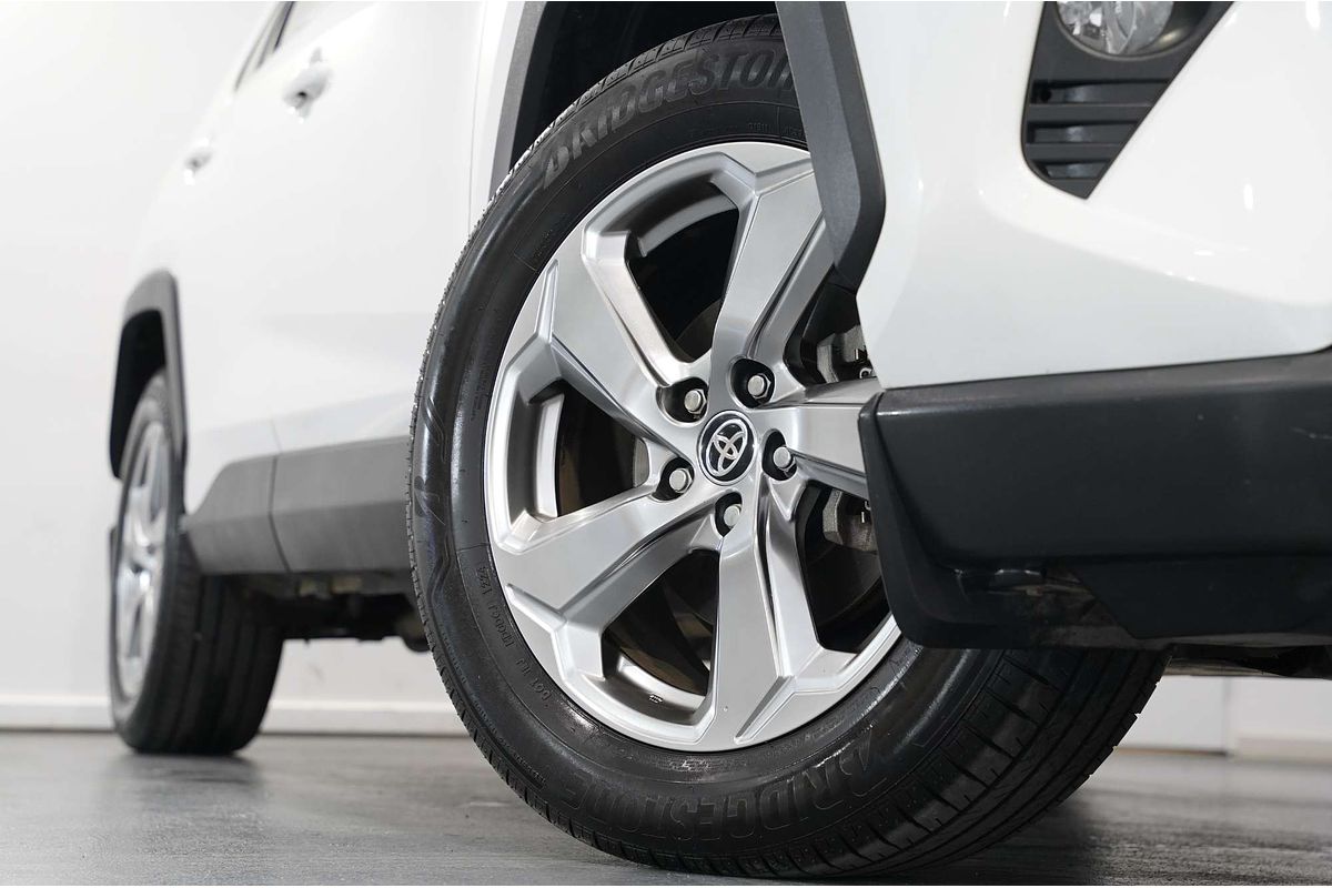 2020 Toyota RAV4 GXL AXAH52R