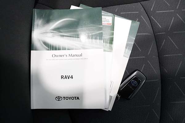 2020 Toyota RAV4 GXL AXAH52R