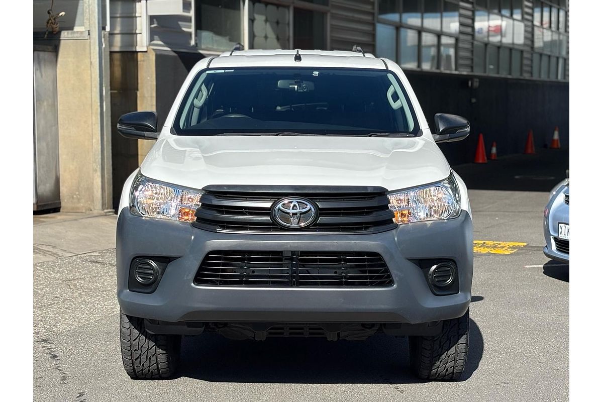 2017 Toyota Hilux Workmate GUN125R 4X4