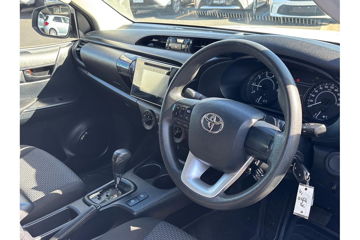 2017 Toyota Hilux Workmate GUN125R 4X4