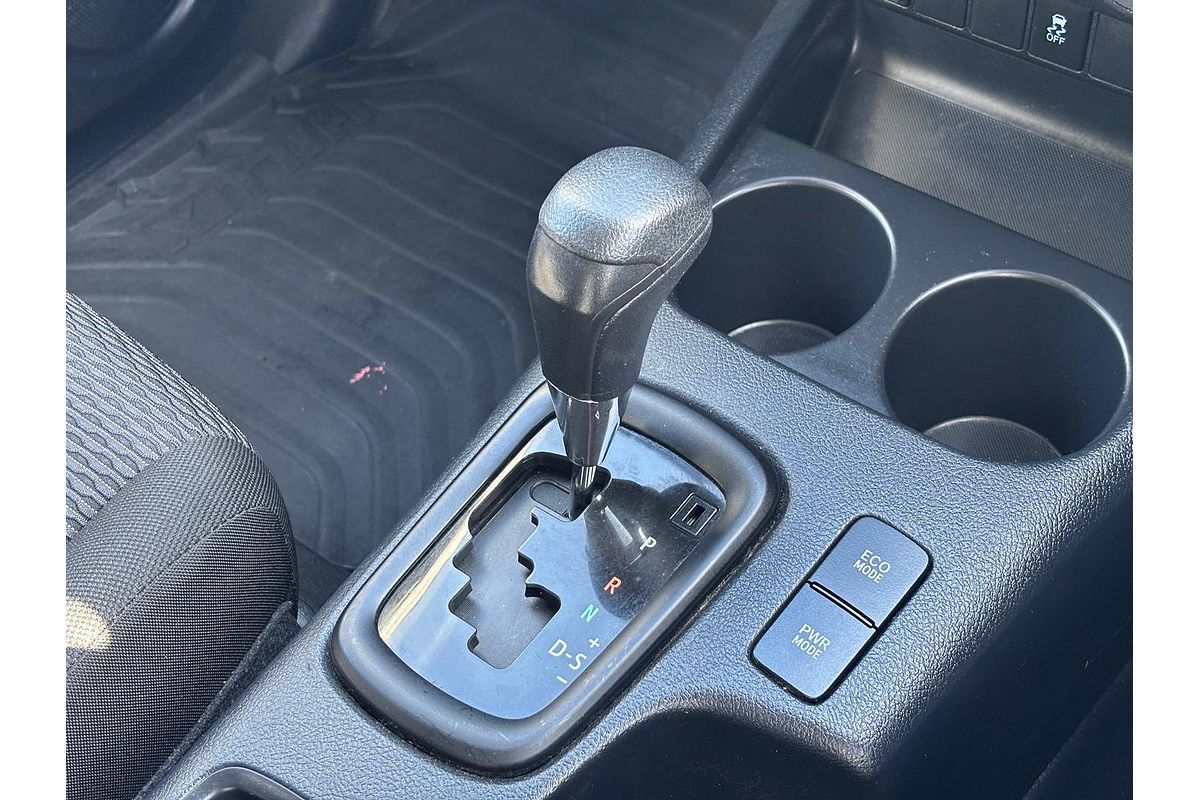 2017 Toyota Hilux Workmate GUN125R 4X4