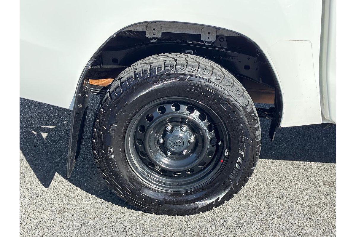 2017 Toyota Hilux Workmate GUN125R 4X4