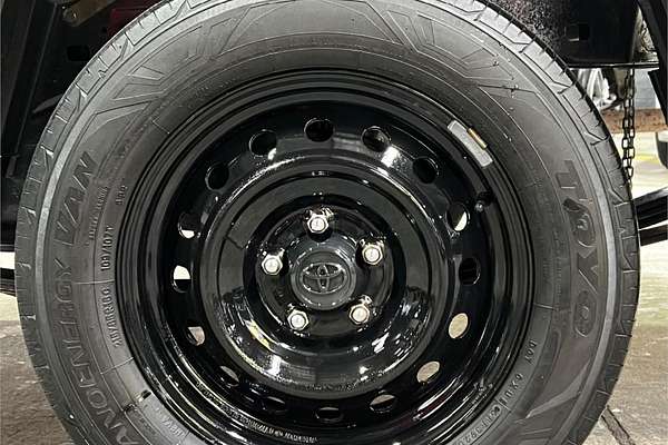 2016 Toyota Hilux Workmate TGN121R Rear Wheel Drive