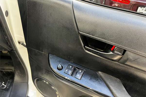 2016 Toyota Hilux Workmate TGN121R Rear Wheel Drive
