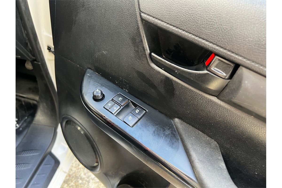 2016 Toyota Hilux Workmate TGN121R Rear Wheel Drive