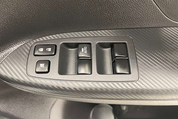 2024 Mitsubishi Eclipse Cross ES YB