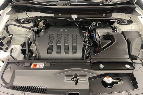 2024 Mitsubishi Eclipse Cross ES YB