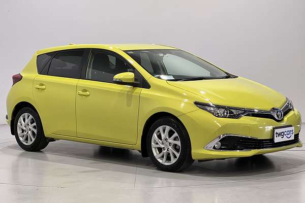 2017 Toyota Corolla Ascent Sport ZRE182R