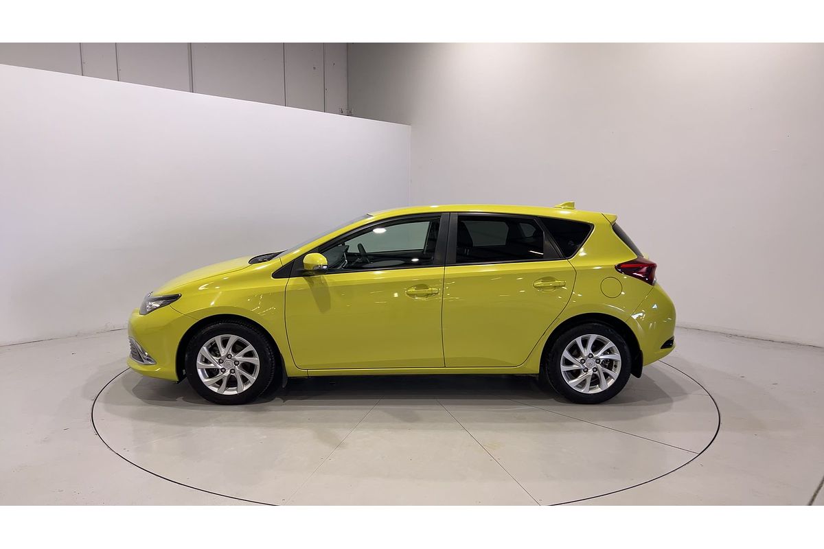 2017 Toyota Corolla Ascent Sport ZRE182R