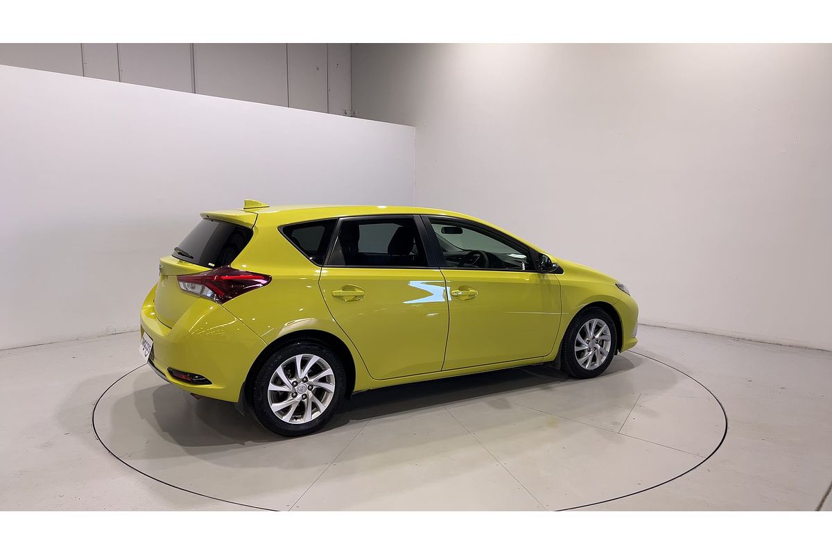 2017 Toyota Corolla Ascent Sport ZRE182R