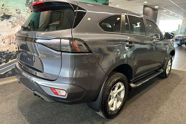 2025 Isuzu MU-X LS-M