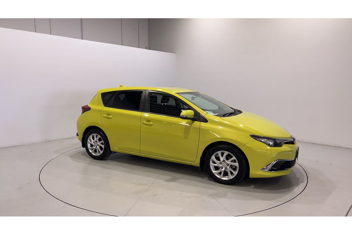 2017 Toyota Corolla Ascent Sport ZRE182R
