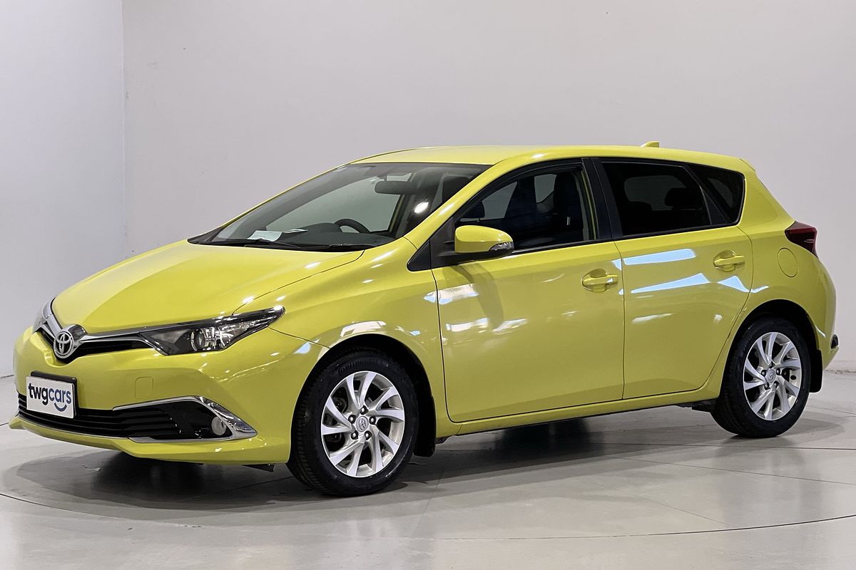 2017 Toyota Corolla Ascent Sport ZRE182R