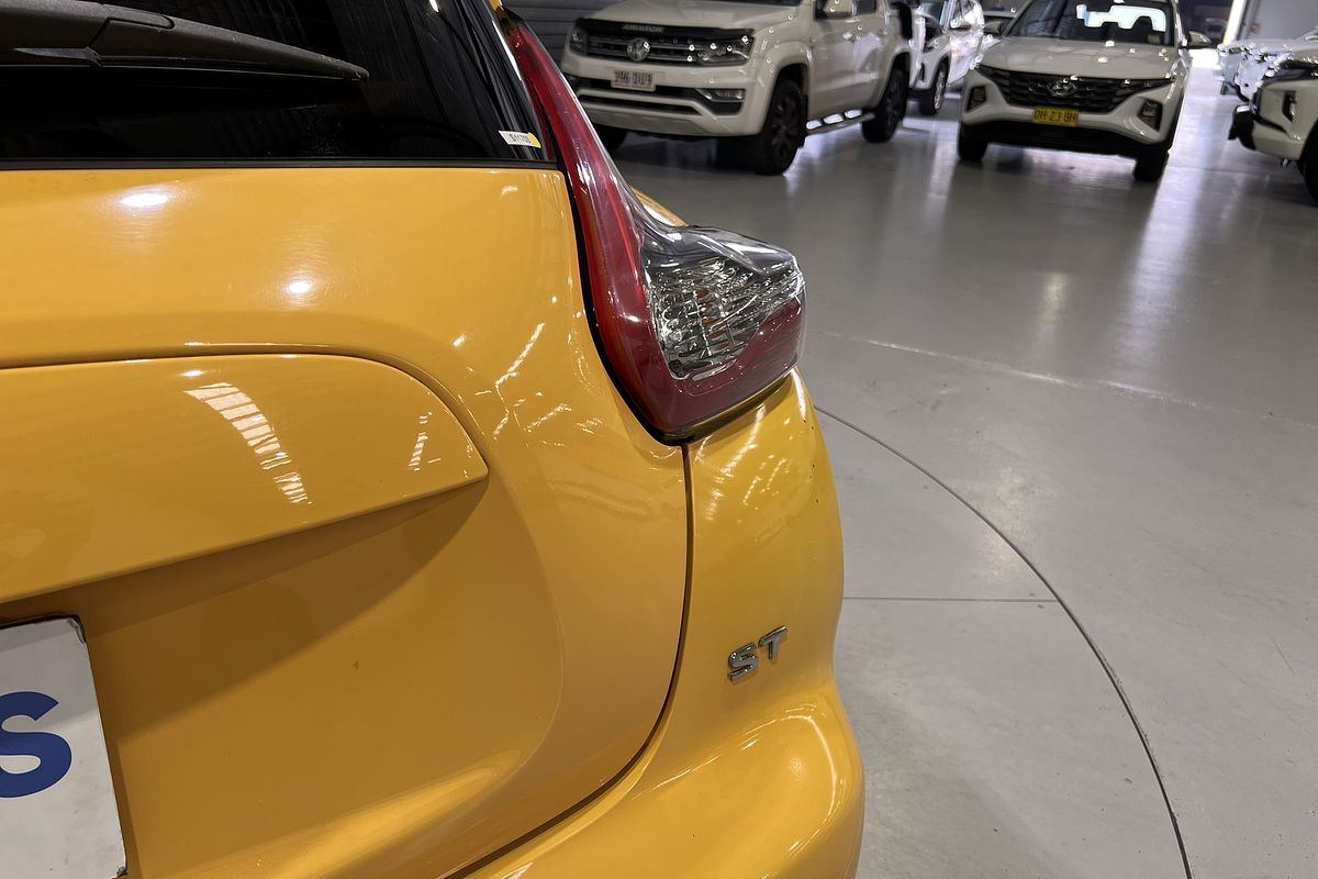 2015 Nissan JUKE ST F15 Series 2
