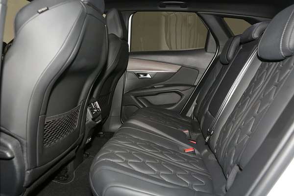 2022 Peugeot 3008 GT P84