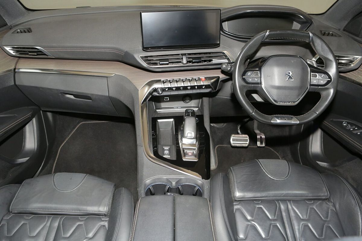 2022 Peugeot 3008 GT P84