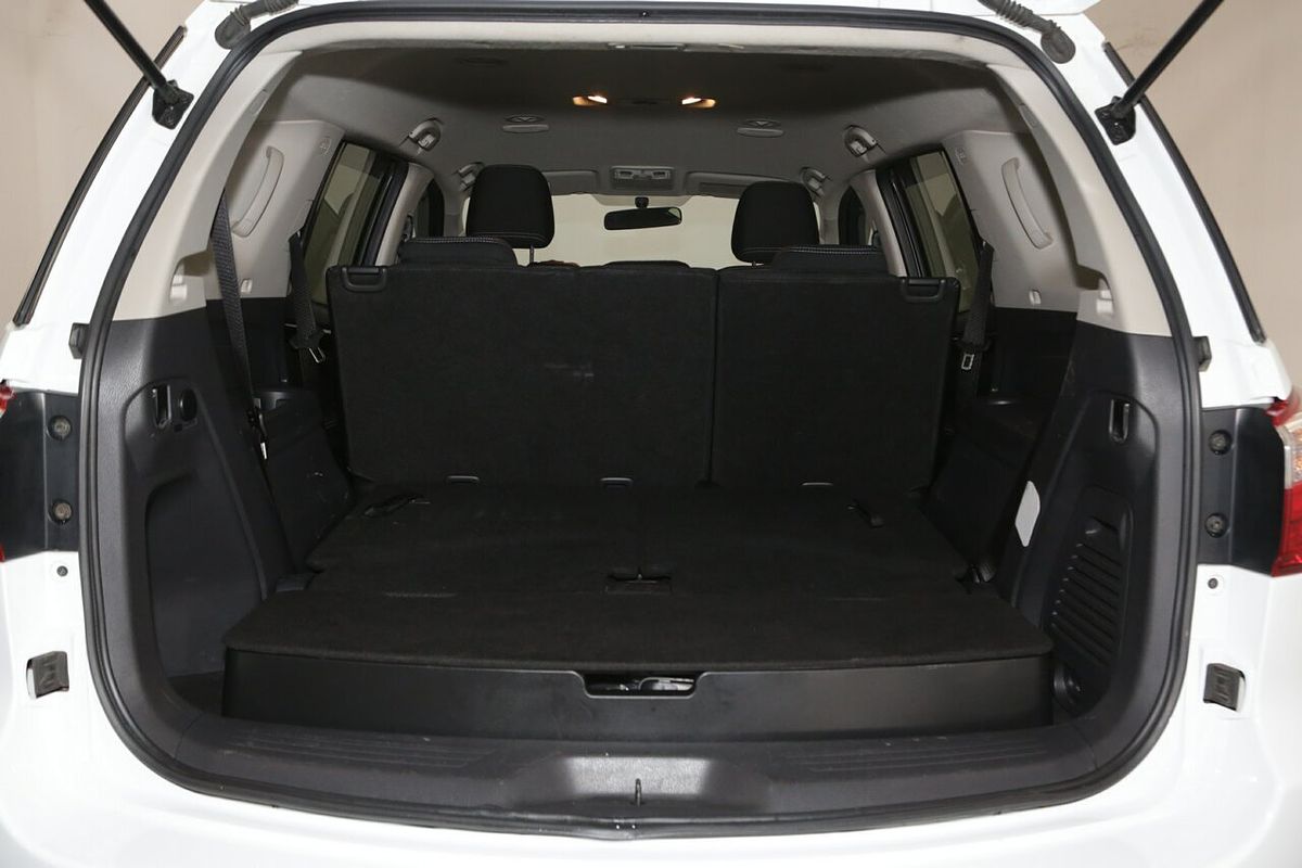 2020 Isuzu MU-X LS-U