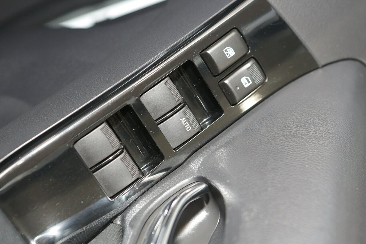 2020 Isuzu MU-X LS-U