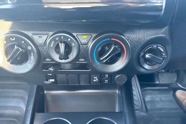 2023 Toyota Hilux SR GUN126R 4X4
