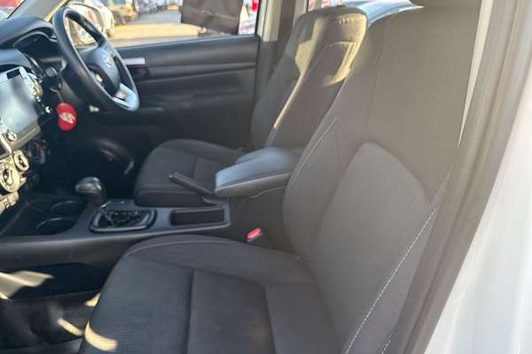 2023 Toyota Hilux SR GUN126R 4X4