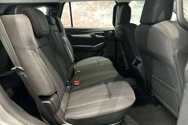 2025 Isuzu MU-X LS-M