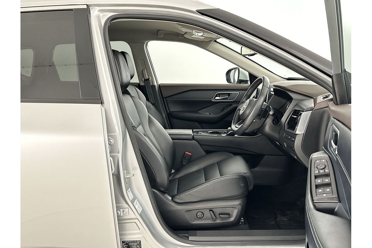 2024 Nissan X-TRAIL ST-L T33