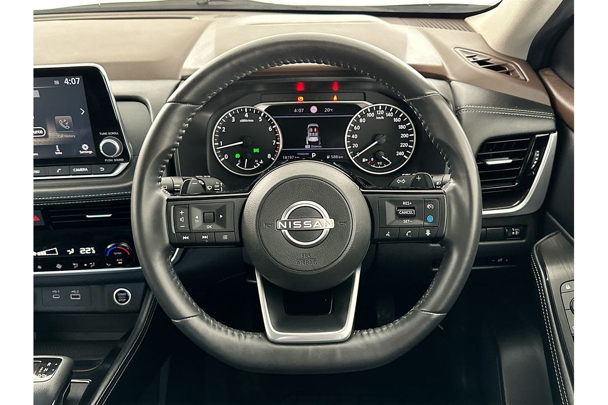 2024 Nissan X-TRAIL ST-L T33