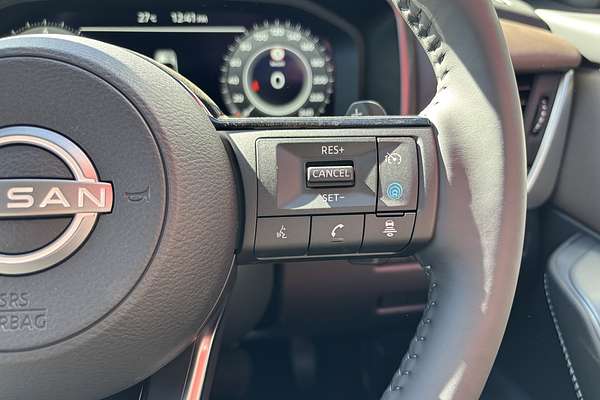 2025 Nissan QASHQAI Ti J12