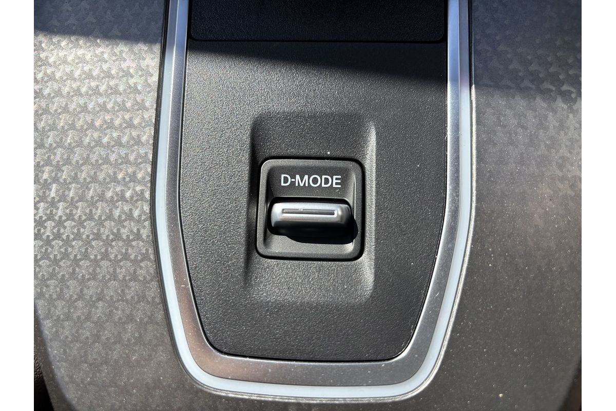 2025 Nissan QASHQAI Ti J12