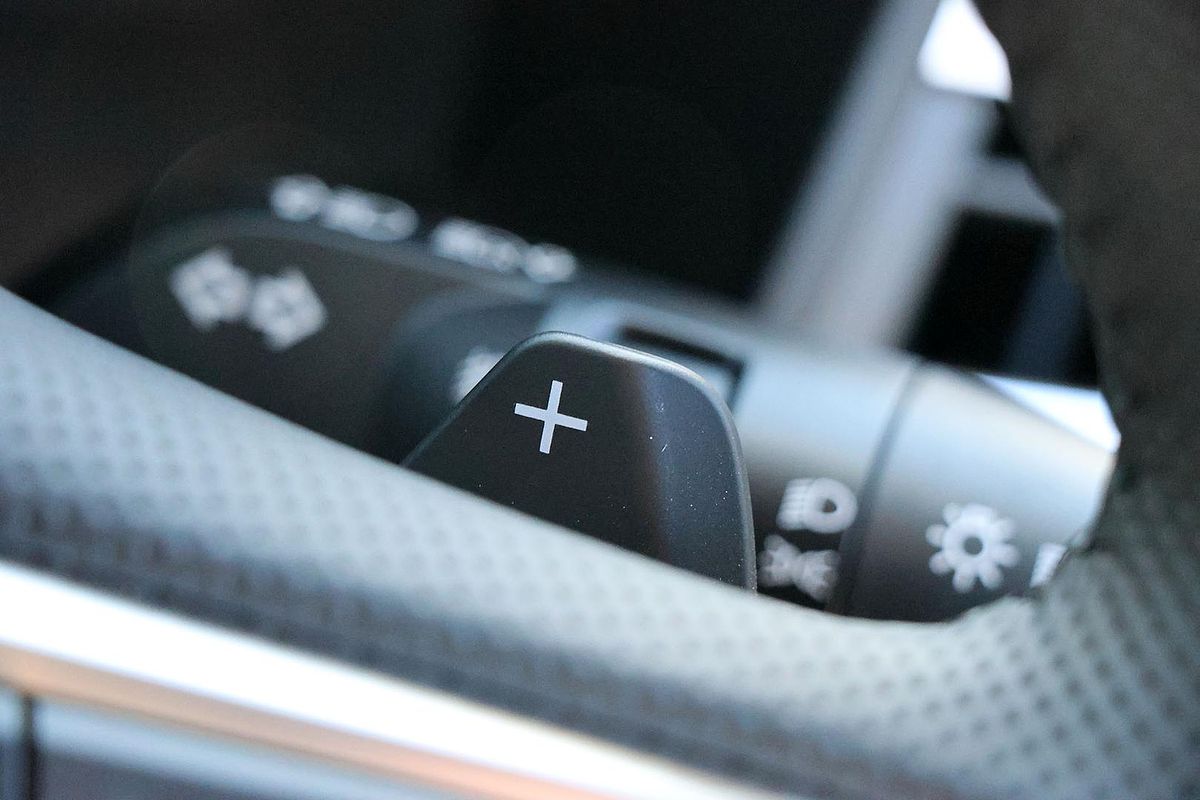 2024 Mitsubishi Outlander Black Edition ZM